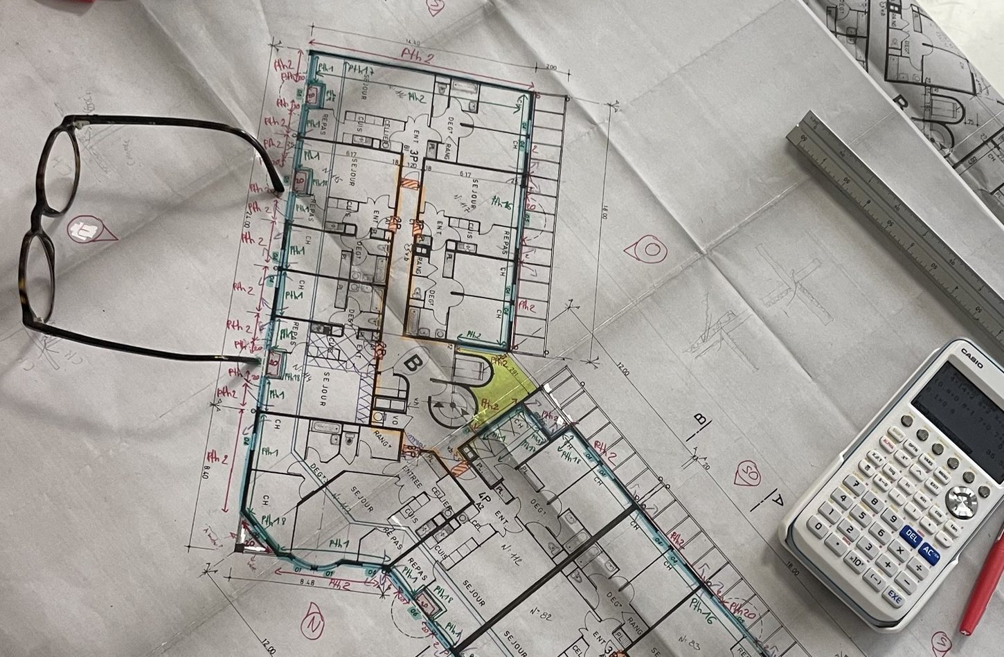 Plan de bâtiment collectif annoté